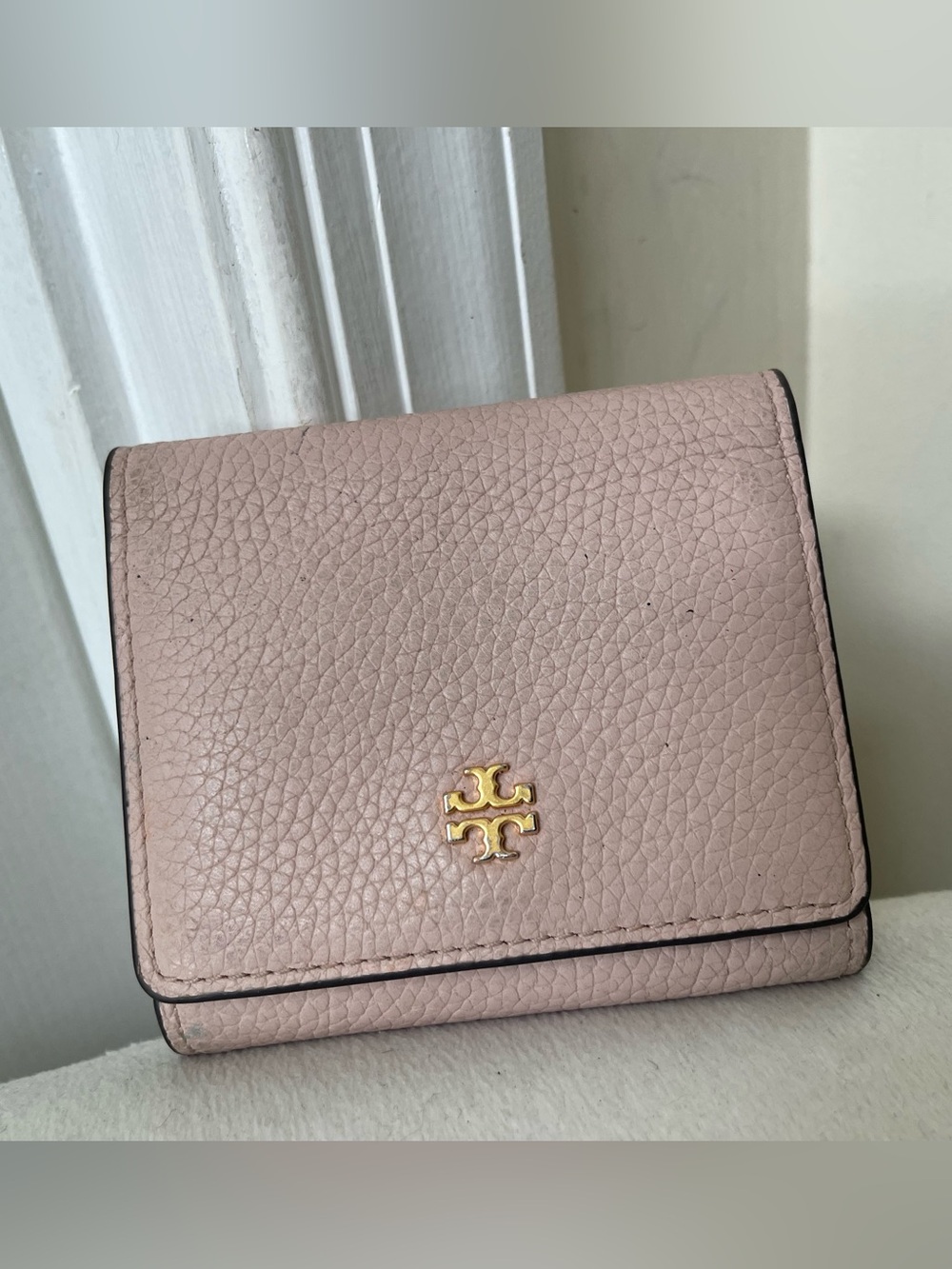 Tory Burch Blush Pebbled Leather Compact Wallet with Gold Logo